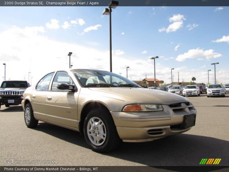 Champagne Beige Pearl / Agate 2000 Dodge Stratus SE