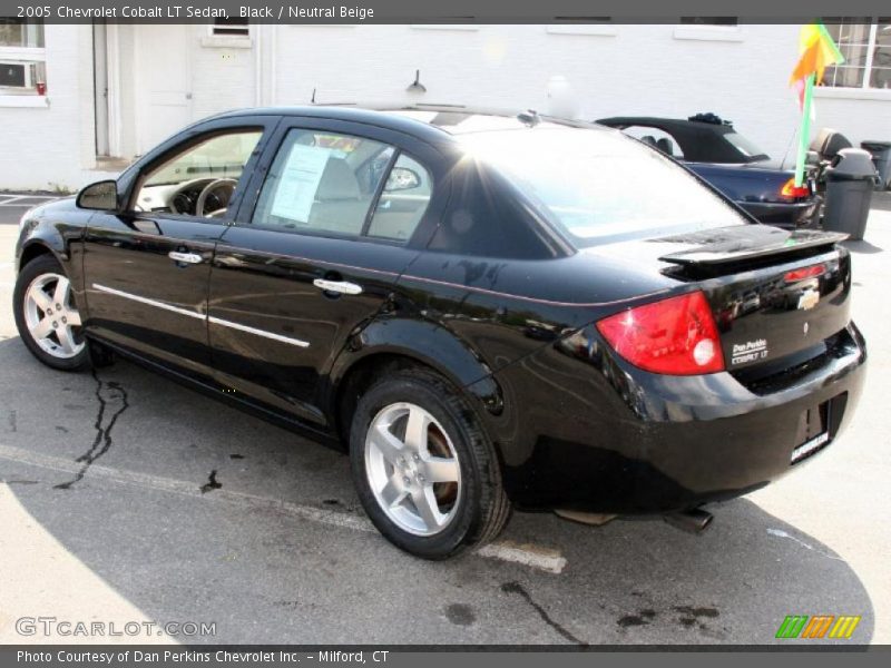 Black / Neutral Beige 2005 Chevrolet Cobalt LT Sedan