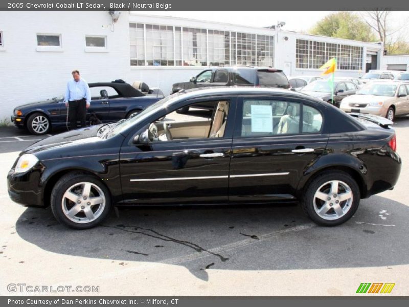 Black / Neutral Beige 2005 Chevrolet Cobalt LT Sedan