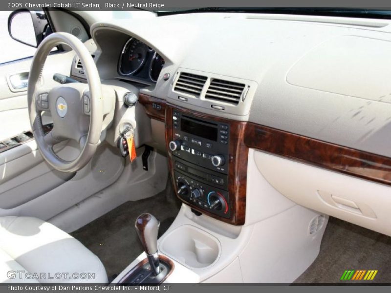 Black / Neutral Beige 2005 Chevrolet Cobalt LT Sedan