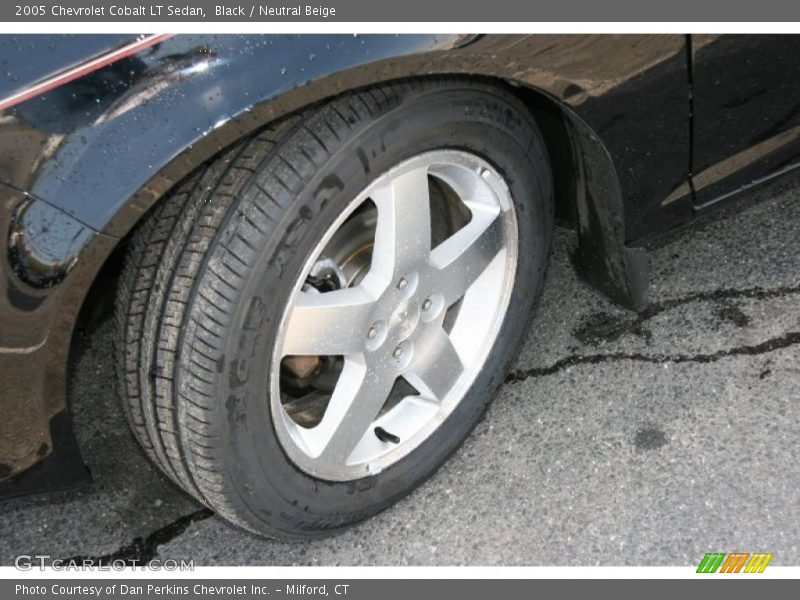 Black / Neutral Beige 2005 Chevrolet Cobalt LT Sedan