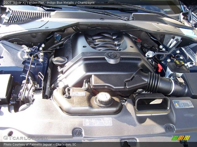 Indigo Blue Metallic / Champagne 2006 Jaguar XJ Vanden Plas