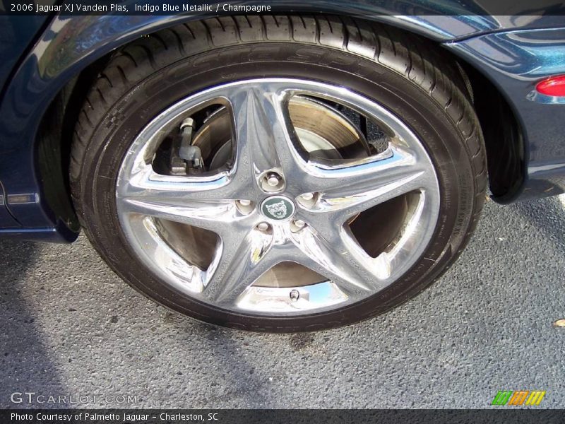 Indigo Blue Metallic / Champagne 2006 Jaguar XJ Vanden Plas