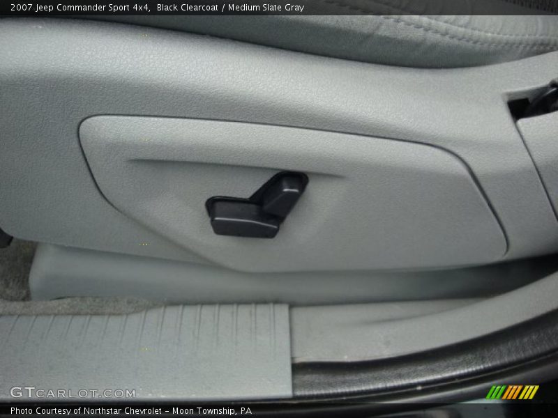 Black Clearcoat / Medium Slate Gray 2007 Jeep Commander Sport 4x4
