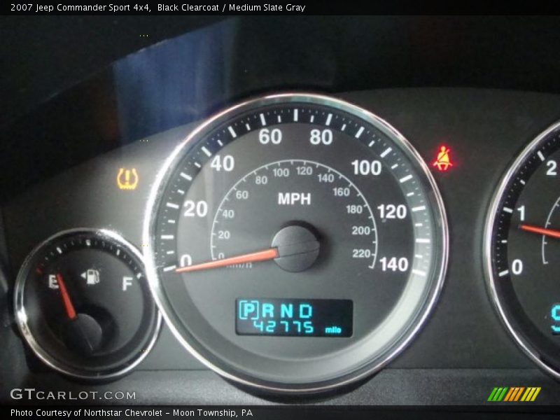Black Clearcoat / Medium Slate Gray 2007 Jeep Commander Sport 4x4