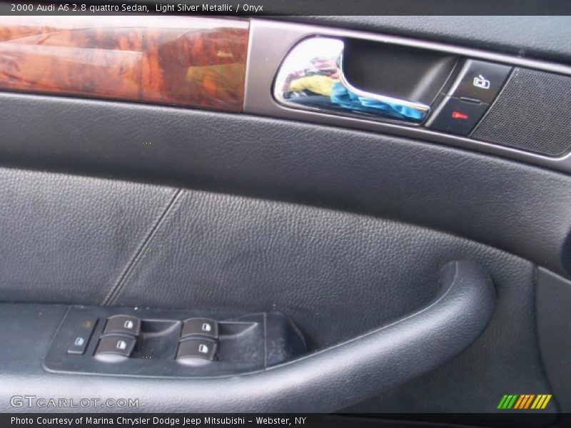 Light Silver Metallic / Onyx 2000 Audi A6 2.8 quattro Sedan