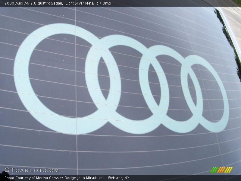 Light Silver Metallic / Onyx 2000 Audi A6 2.8 quattro Sedan