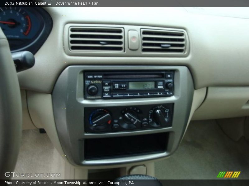 Dover White Pearl / Tan 2003 Mitsubishi Galant ES