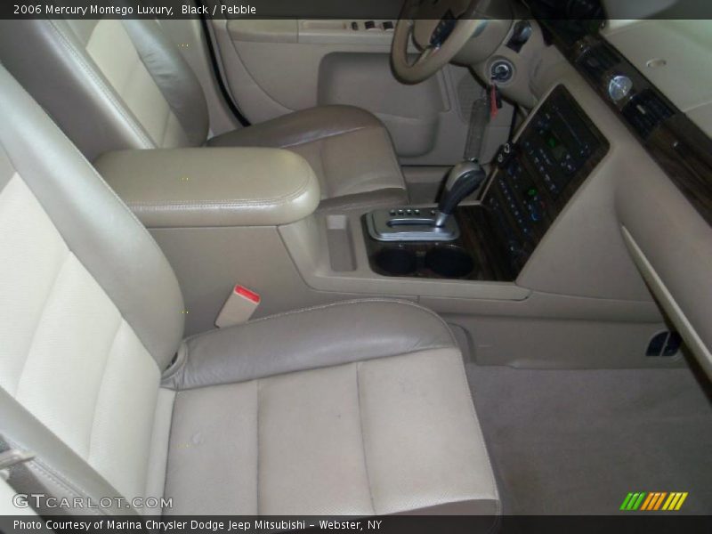 Black / Pebble 2006 Mercury Montego Luxury