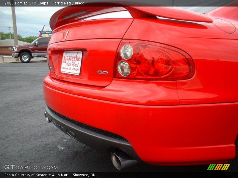 Torrid Red / Black 2005 Pontiac GTO Coupe