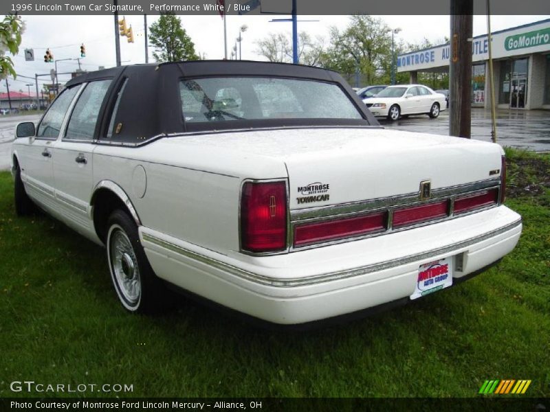 Performance White / Blue 1996 Lincoln Town Car Signature
