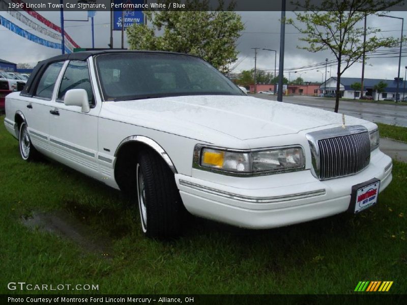 Performance White / Blue 1996 Lincoln Town Car Signature