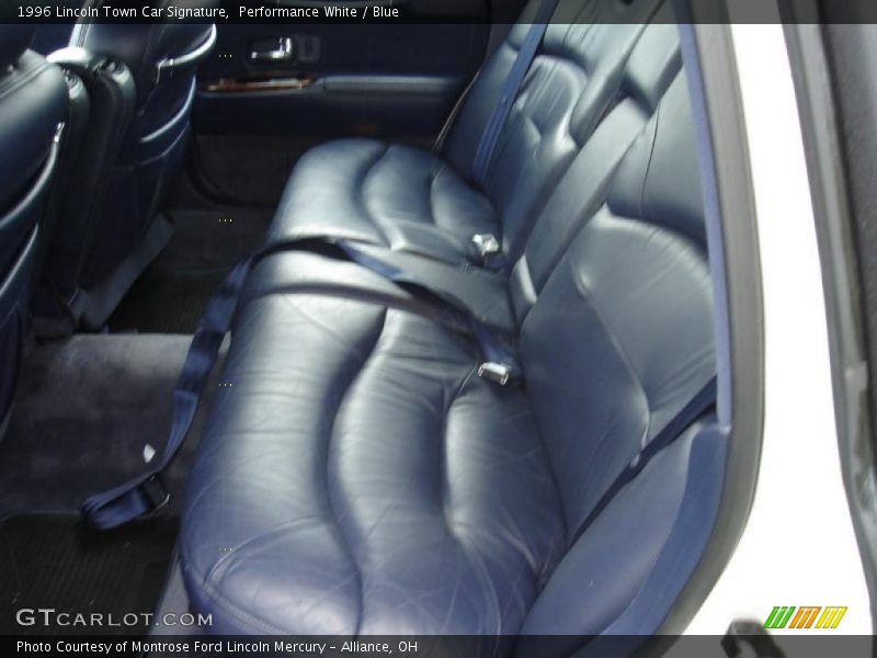 Performance White / Blue 1996 Lincoln Town Car Signature