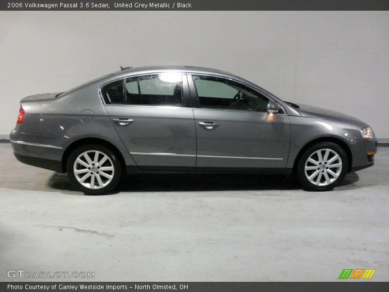 United Grey Metallic / Black 2006 Volkswagen Passat 3.6 Sedan