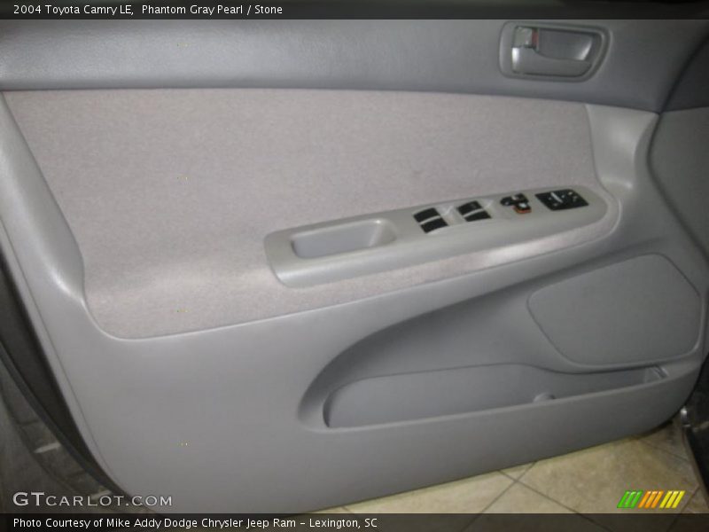 Phantom Gray Pearl / Stone 2004 Toyota Camry LE