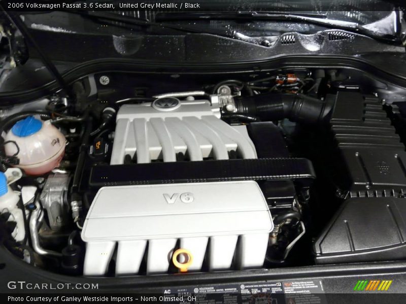 United Grey Metallic / Black 2006 Volkswagen Passat 3.6 Sedan