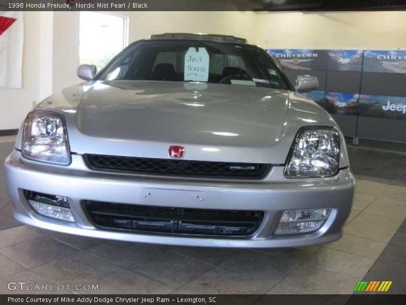 Nordic Mist Pearl / Black 1998 Honda Prelude