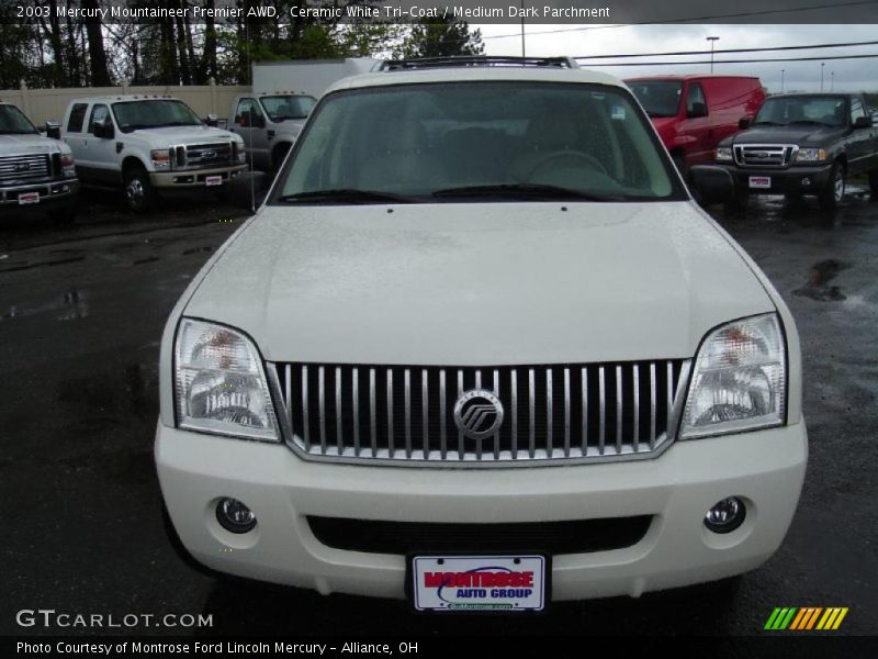 Ceramic White Tri-Coat / Medium Dark Parchment 2003 Mercury Mountaineer Premier AWD