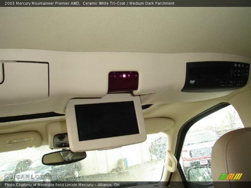 Ceramic White Tri-Coat / Medium Dark Parchment 2003 Mercury Mountaineer Premier AWD