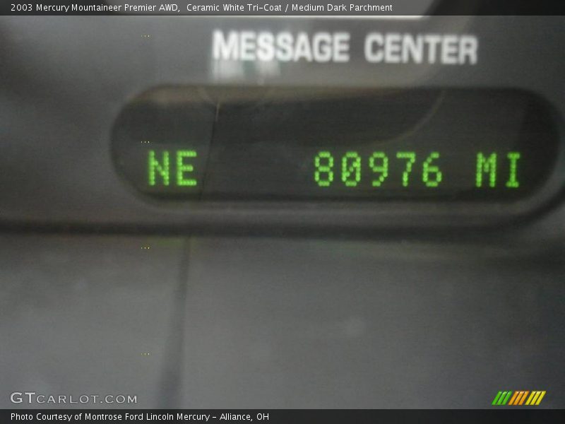 Ceramic White Tri-Coat / Medium Dark Parchment 2003 Mercury Mountaineer Premier AWD