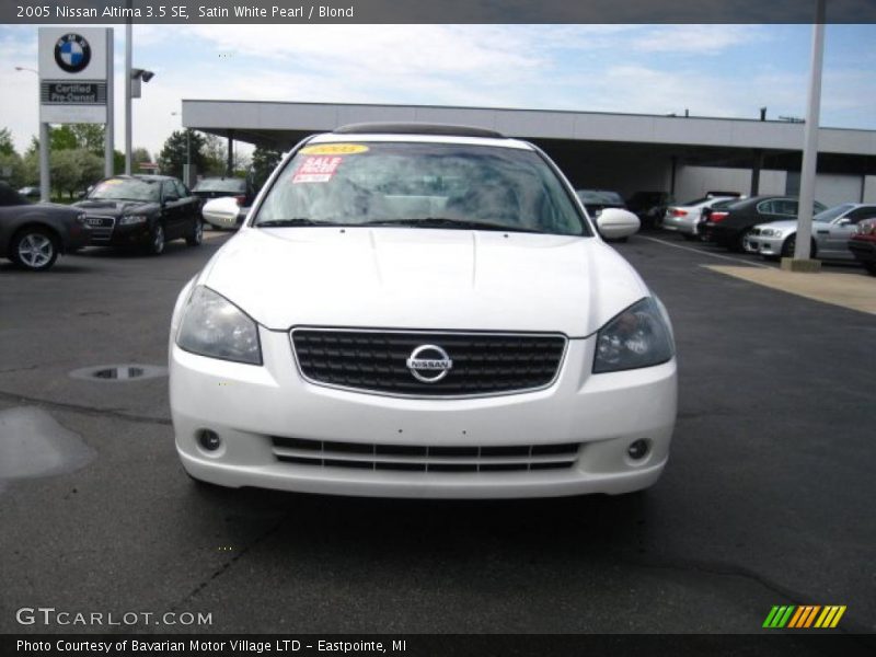 Satin White Pearl / Blond 2005 Nissan Altima 3.5 SE