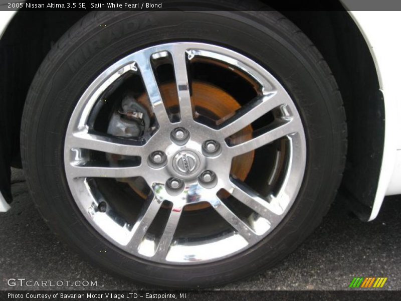 Satin White Pearl / Blond 2005 Nissan Altima 3.5 SE