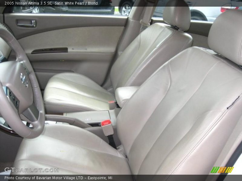 Satin White Pearl / Blond 2005 Nissan Altima 3.5 SE