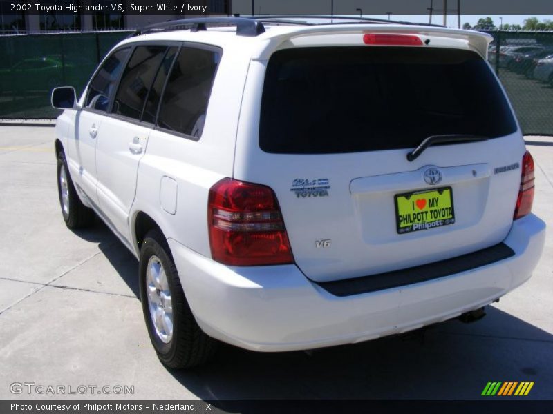 Super White / Ivory 2002 Toyota Highlander V6