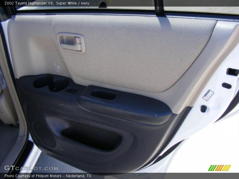 Super White / Ivory 2002 Toyota Highlander V6
