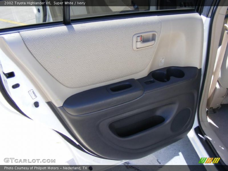Super White / Ivory 2002 Toyota Highlander V6