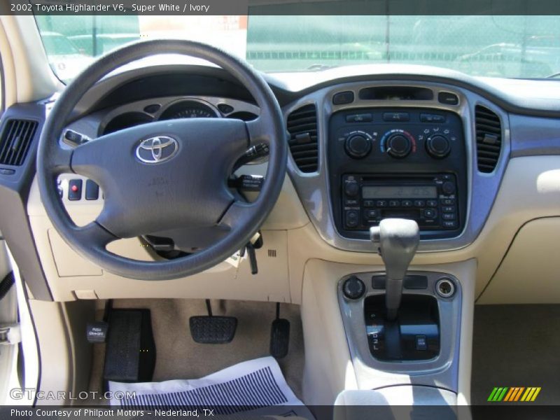 Super White / Ivory 2002 Toyota Highlander V6