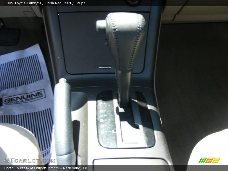 Salsa Red Pearl / Taupe 2005 Toyota Camry SE