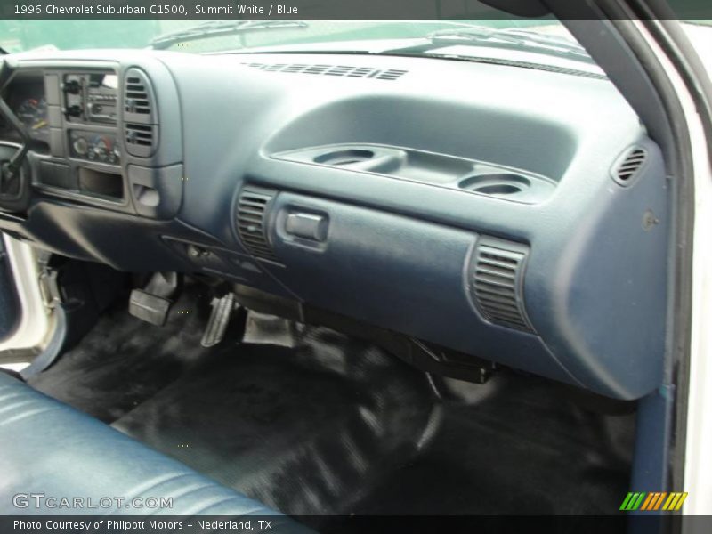 Summit White / Blue 1996 Chevrolet Suburban C1500