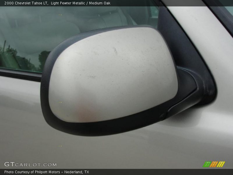 Light Pewter Metallic / Medium Oak 2000 Chevrolet Tahoe LT