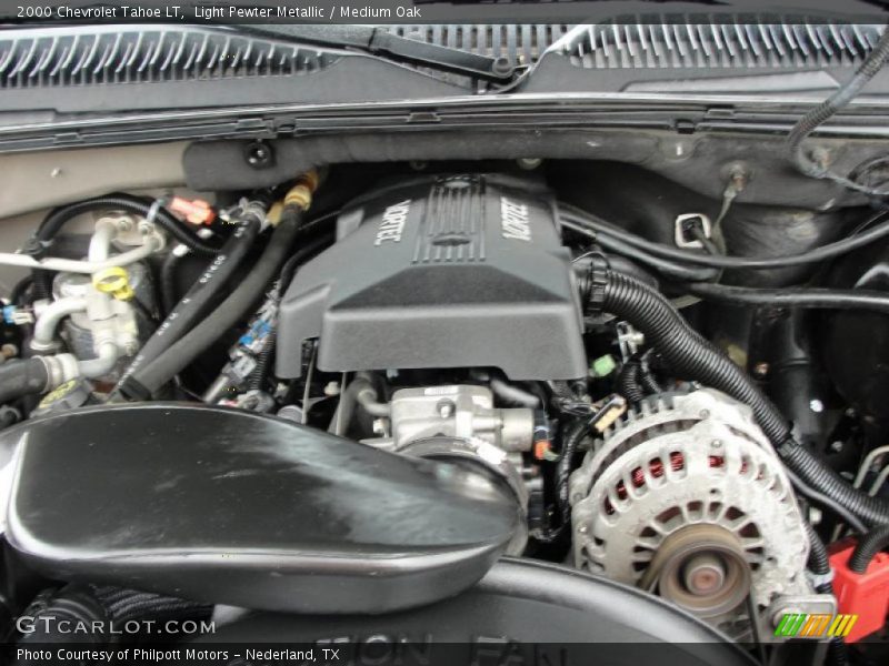 Light Pewter Metallic / Medium Oak 2000 Chevrolet Tahoe LT