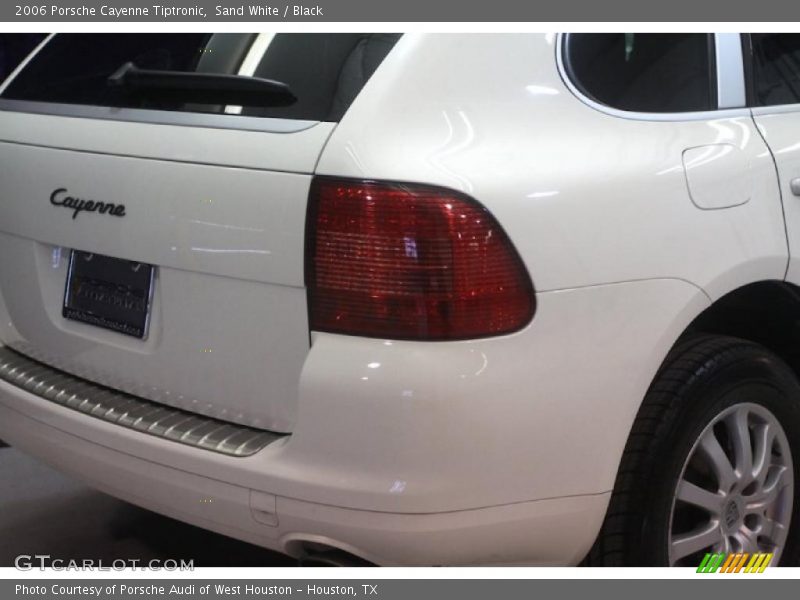 Sand White / Black 2006 Porsche Cayenne Tiptronic