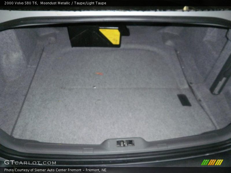 Moondust Metallic / Taupe/Light Taupe 2000 Volvo S80 T6