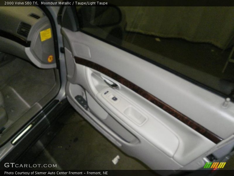 Moondust Metallic / Taupe/Light Taupe 2000 Volvo S80 T6