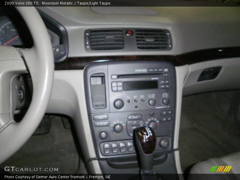 Moondust Metallic / Taupe/Light Taupe 2000 Volvo S80 T6