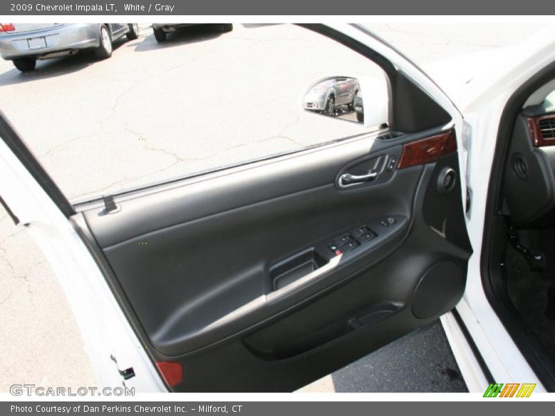 White / Gray 2009 Chevrolet Impala LT