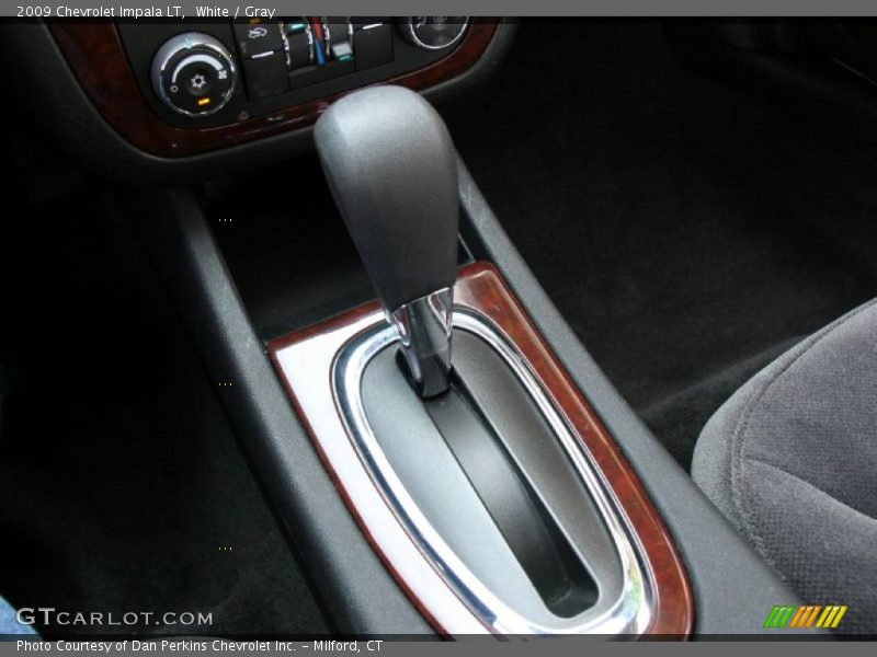 White / Gray 2009 Chevrolet Impala LT