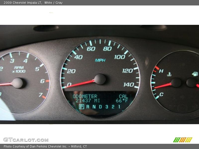 White / Gray 2009 Chevrolet Impala LT