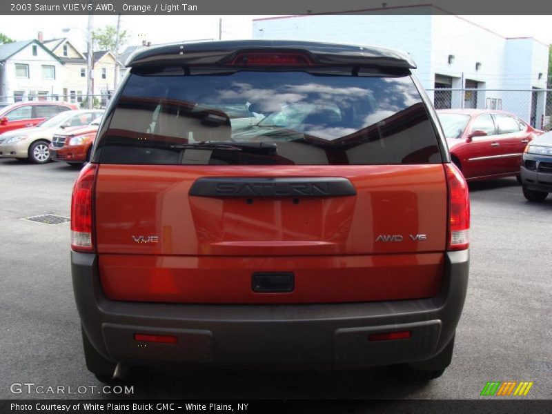 Orange / Light Tan 2003 Saturn VUE V6 AWD