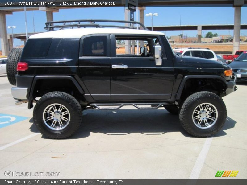 Black Diamond / Dark Charcoal 2007 Toyota FJ Cruiser 4WD