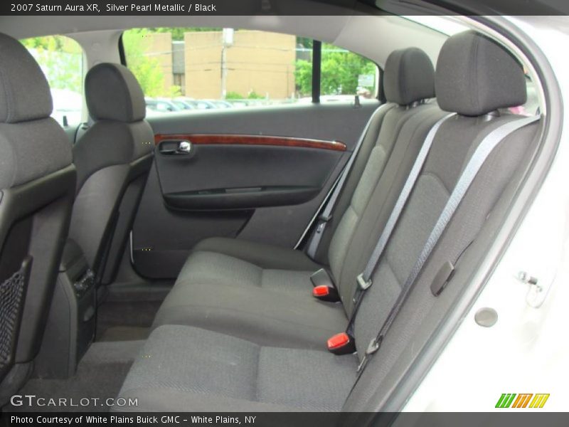 Silver Pearl Metallic / Black 2007 Saturn Aura XR