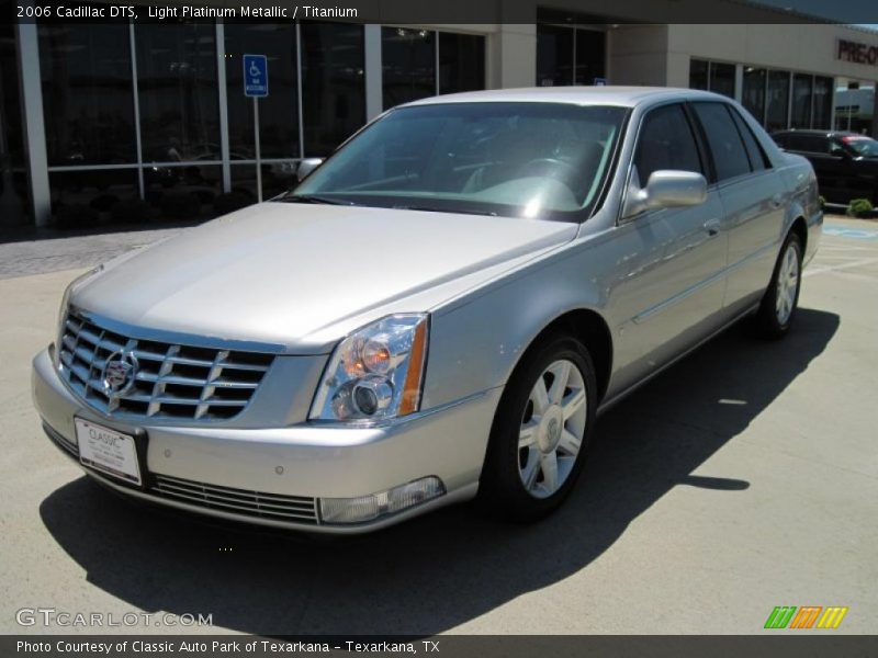 Light Platinum Metallic / Titanium 2006 Cadillac DTS