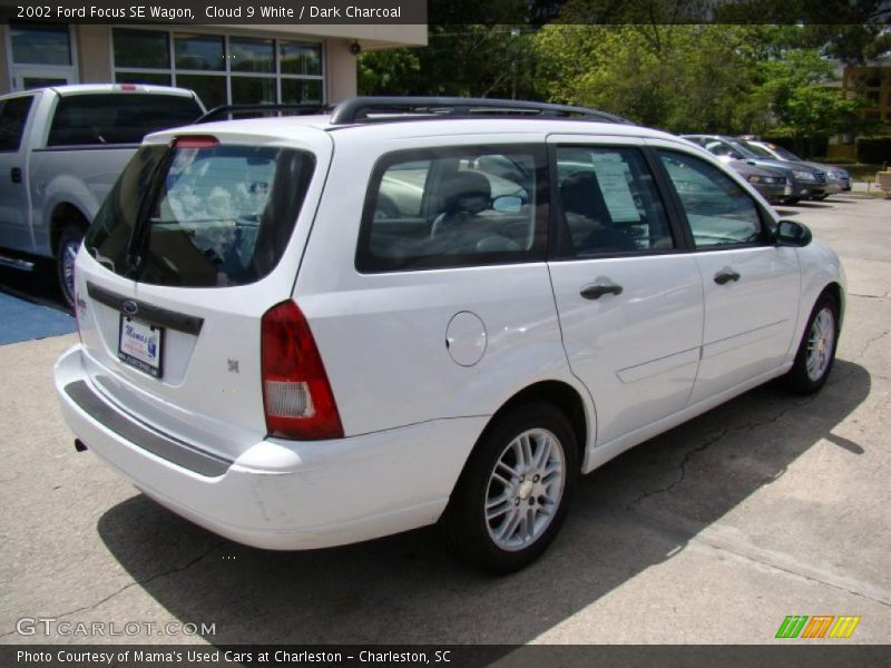 Cloud 9 White / Dark Charcoal 2002 Ford Focus SE Wagon