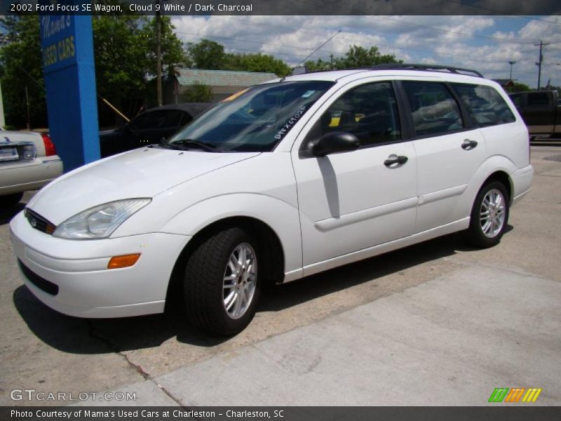 Cloud 9 White / Dark Charcoal 2002 Ford Focus SE Wagon
