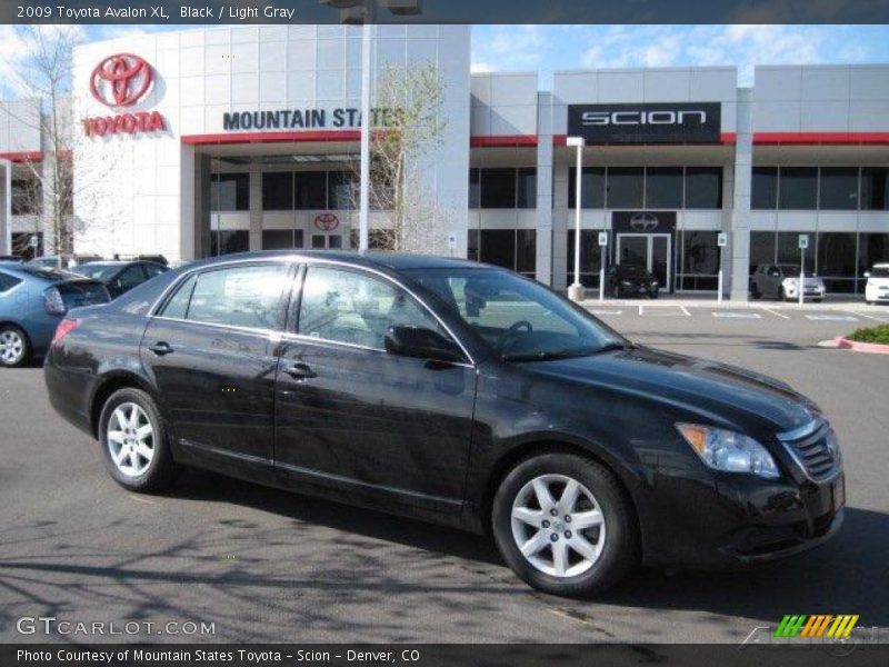 Black / Light Gray 2009 Toyota Avalon XL