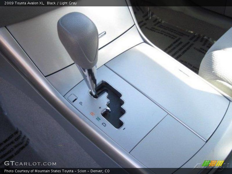 Black / Light Gray 2009 Toyota Avalon XL